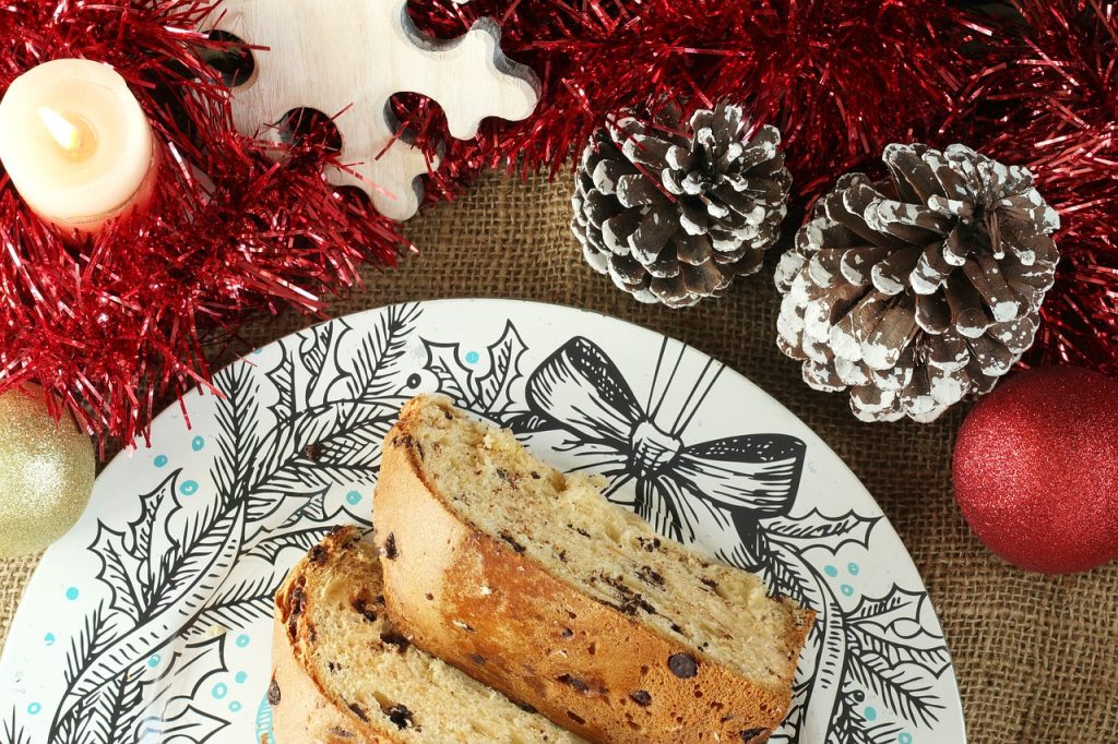 Christmas In Italy: sweet, panettone, food 